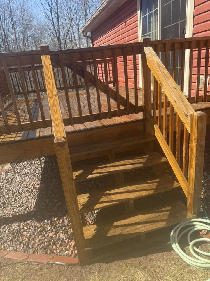 Deck and stair build
